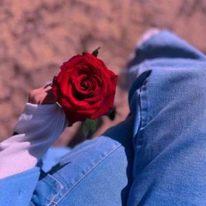 دانلود آهنگ رخصت از لبت بوسه بچینم گل نازم